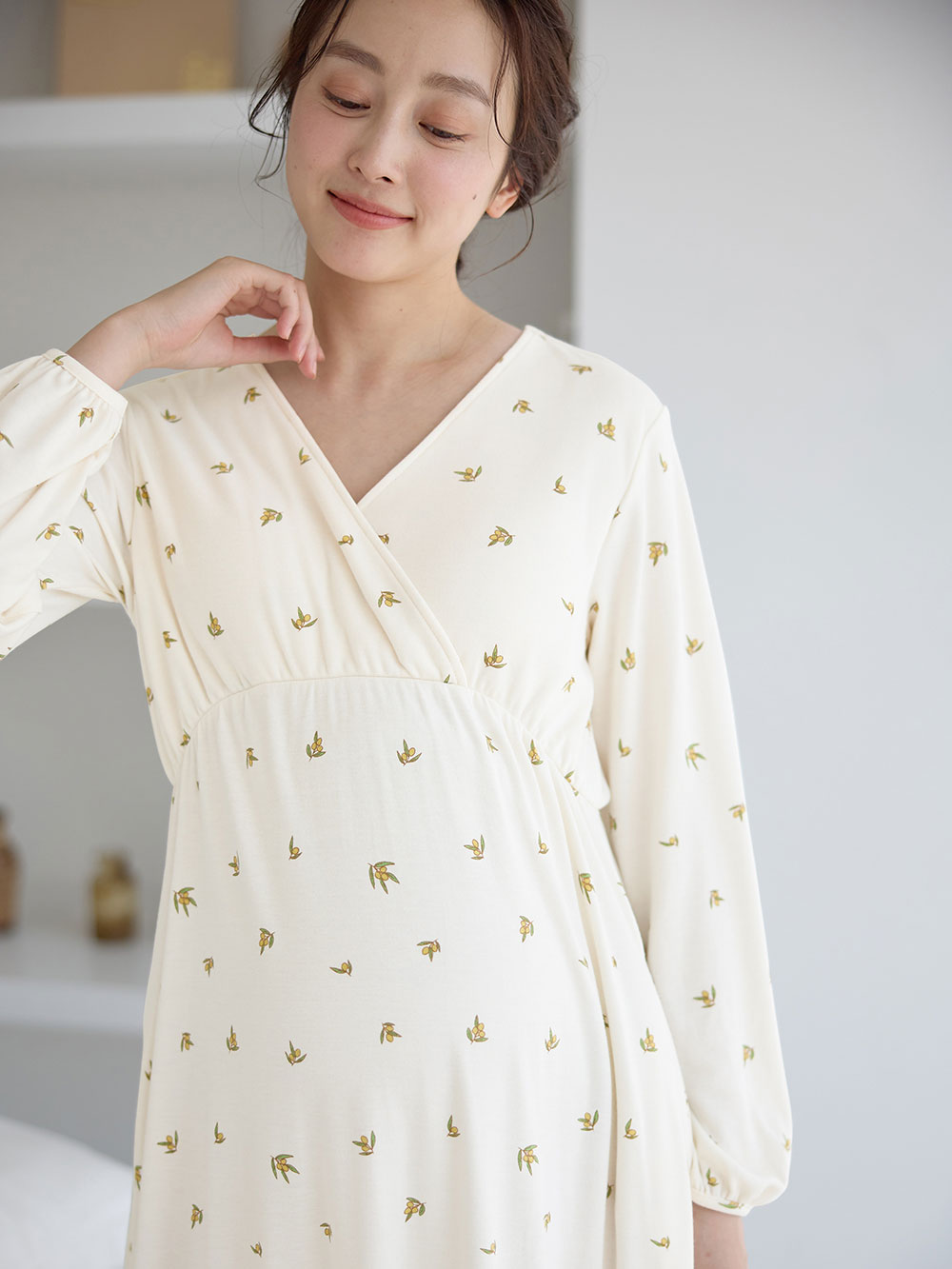 マタニティ パジャマ・ルームウェア|スムースカシュクールパッド付ネグリジェ 【出産後も長く使える】|オリーブ柄