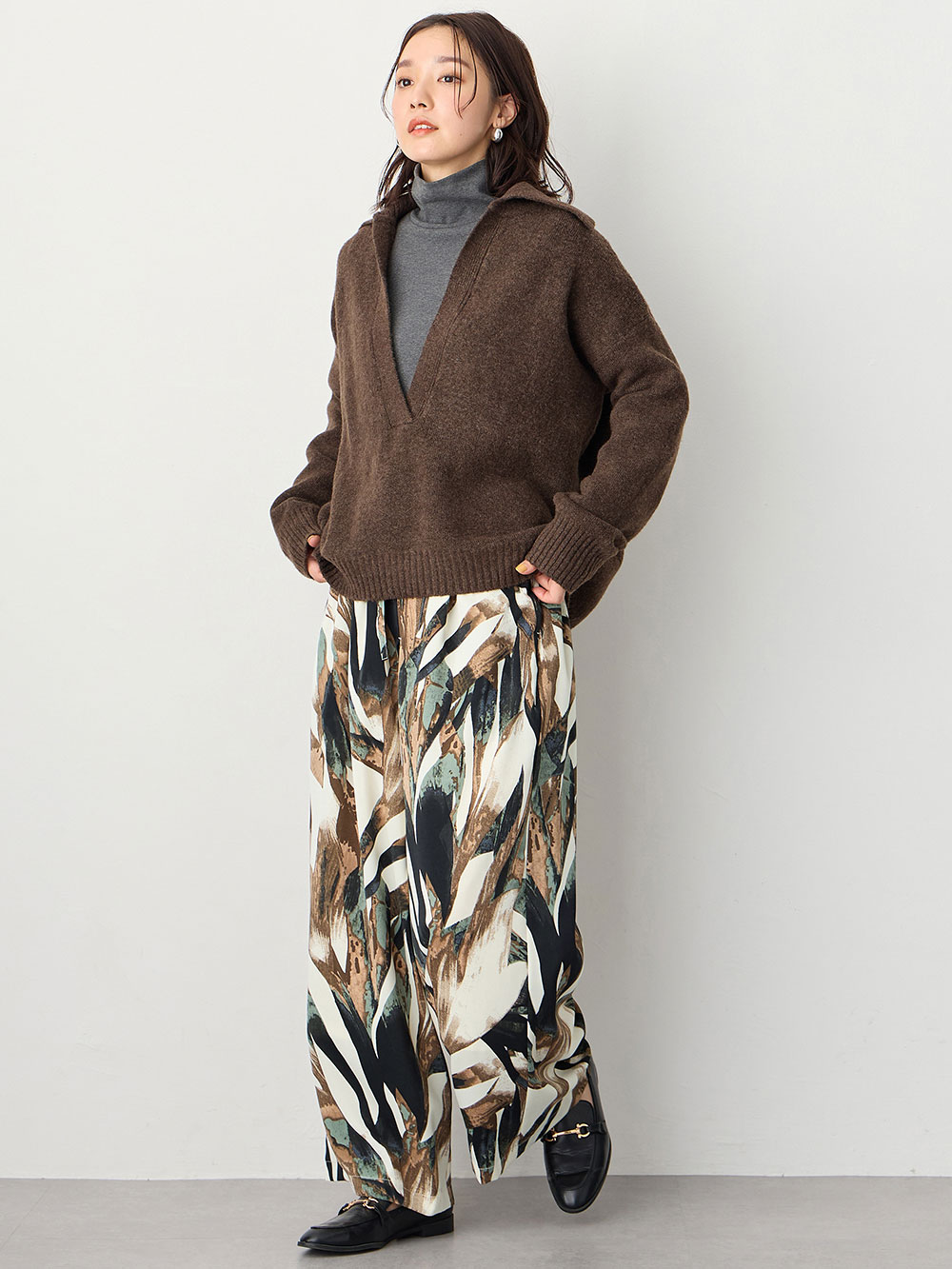 マタニティ トップス|深V ネックニット マタニティ・授乳服 【出産後も長く使える】|ブラウン