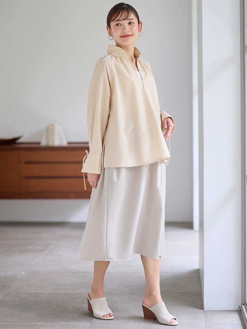 マタニティ トップス|綿混ギャザーハイネックブラウス　マタニティ　授乳服【出産後も長く使える】|アイボリー