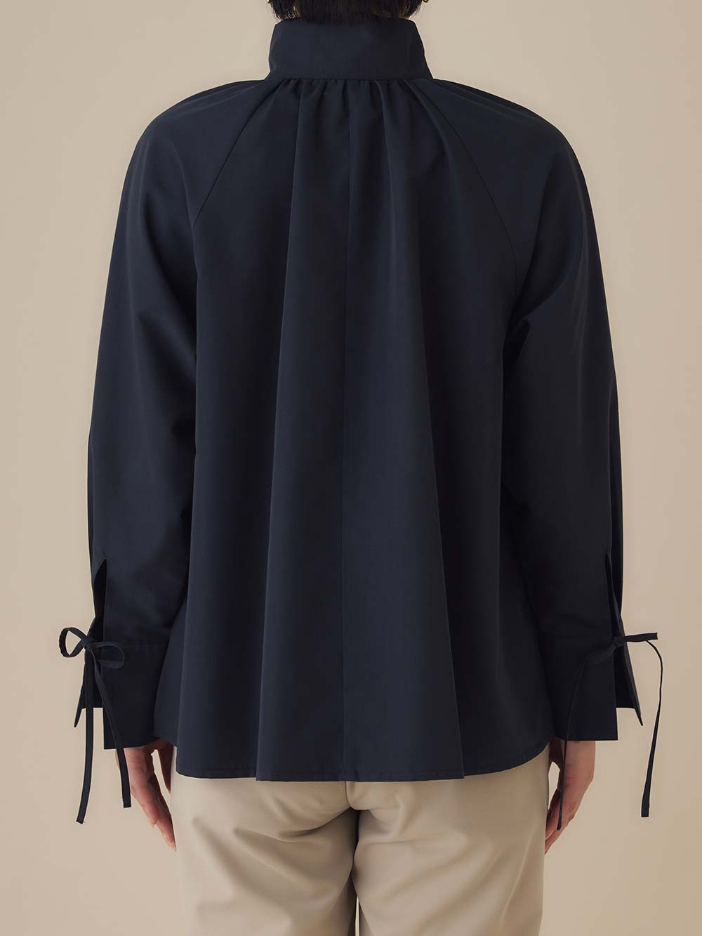 マタニティ トップス|綿混ギャザーハイネックブラウス　マタニティ　授乳服【出産後も長く使える】