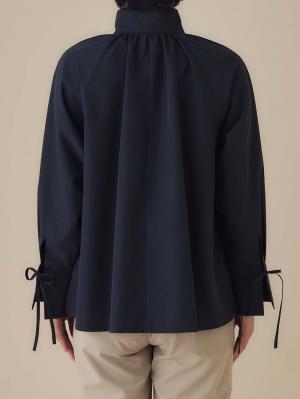 マタニティ トップス|綿混ギャザーハイネックブラウス　マタニティ　授乳服【出産後も長く使える】