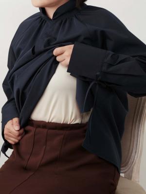 マタニティ トップス|綿混ギャザーハイネックブラウス　マタニティ　授乳服【出産後も長く使える】