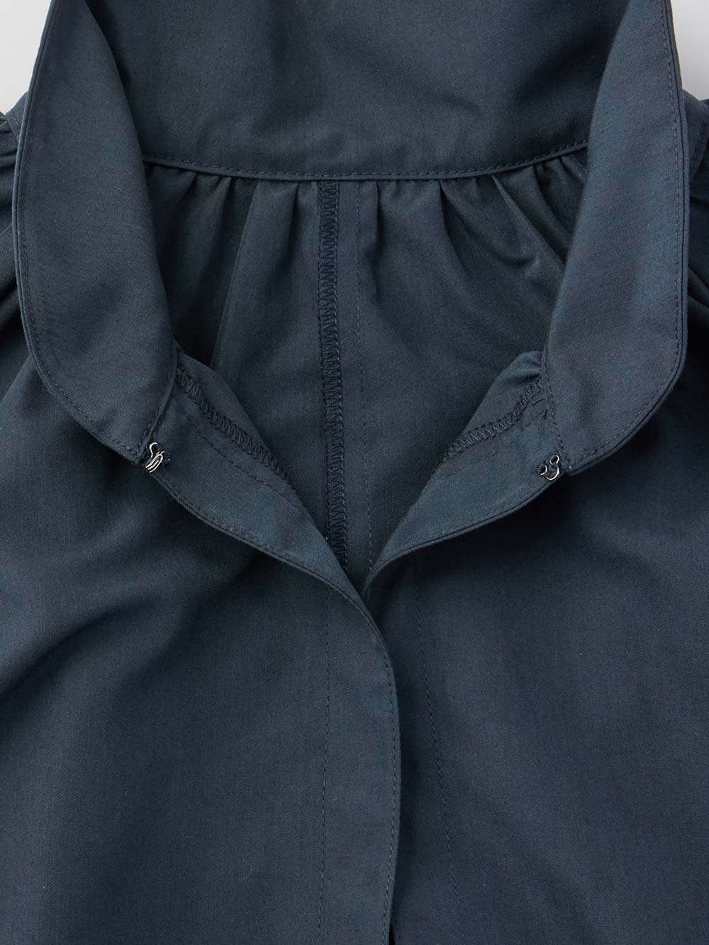 マタニティ トップス|綿混ギャザーハイネックブラウス　マタニティ　授乳服【出産後も長く使える】