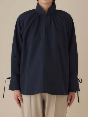 マタニティ トップス|綿混ギャザーハイネックブラウス　マタニティ　授乳服【出産後も長く使える】