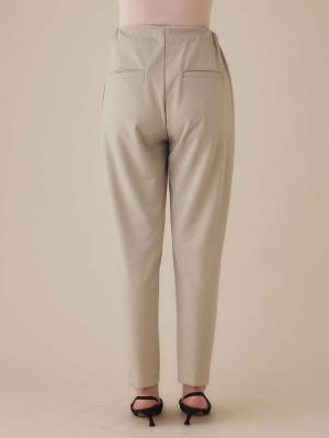 マタニティ パンツ|センターシームストレッチテーパードパンツ　マタニティ・産後 【出産後も長く使える】