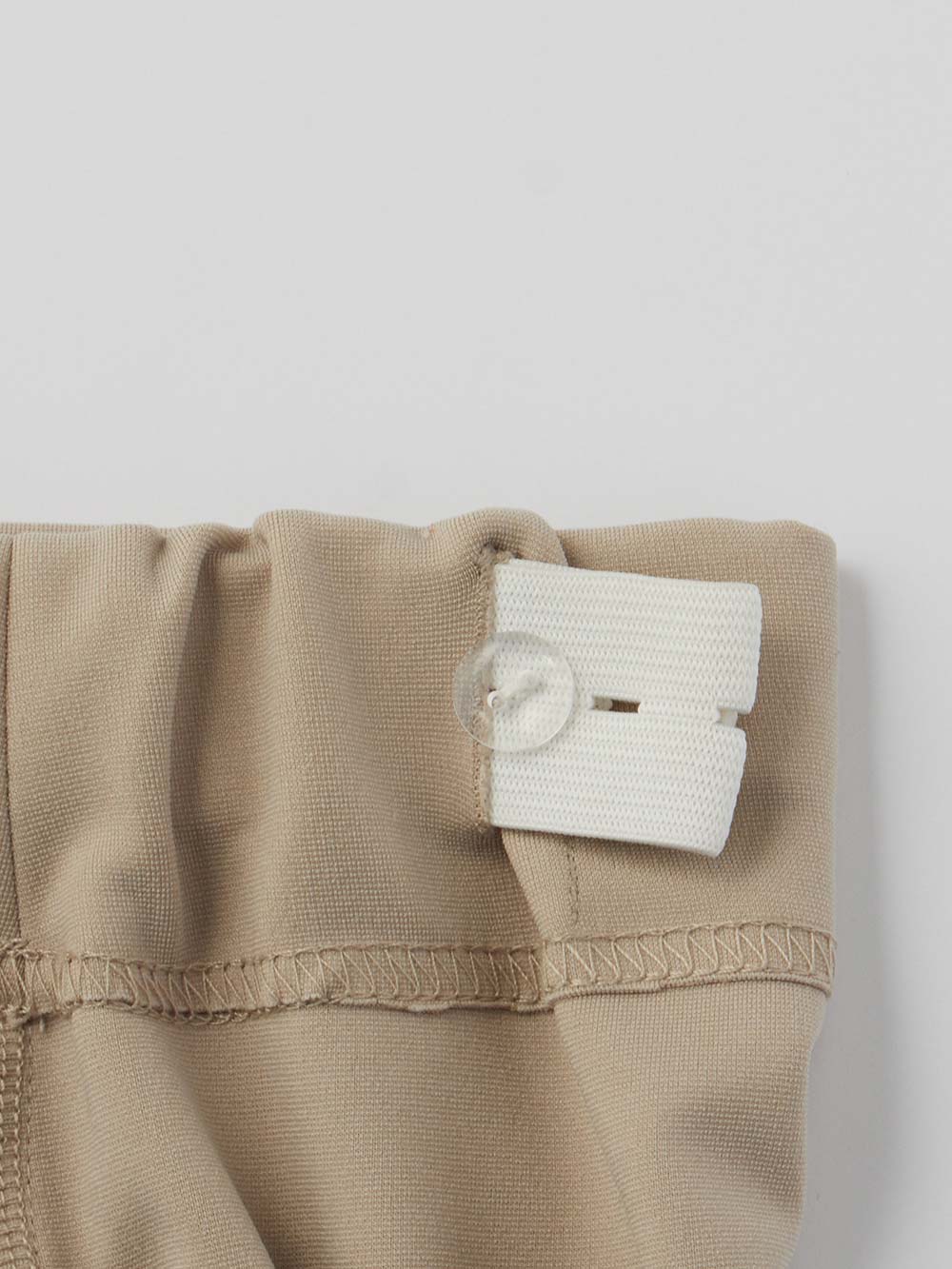 マタニティ パンツ|センターシームストレッチテーパードパンツ　マタニティ・産後 【出産後も長く使える】