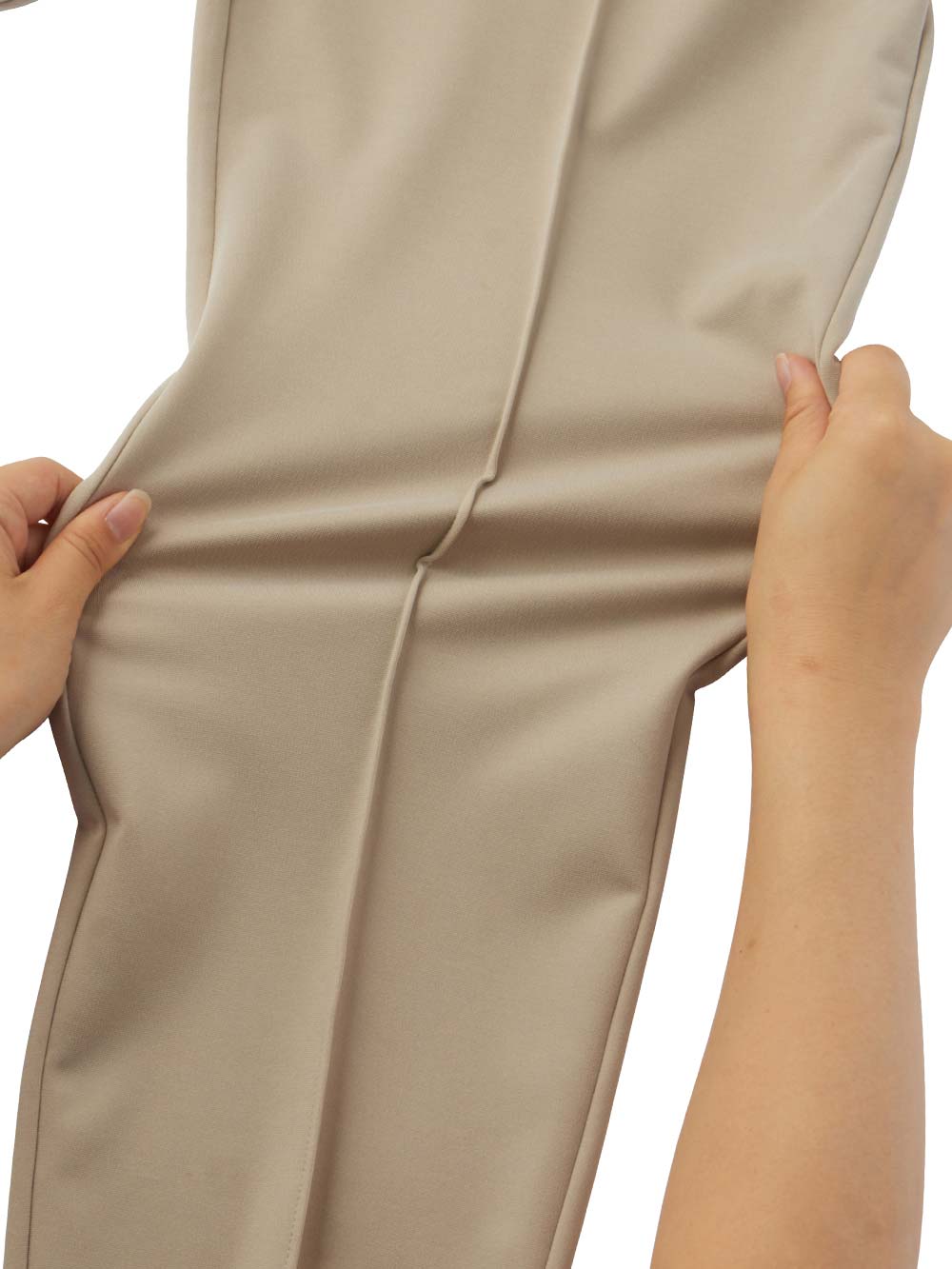 マタニティ パンツ|センターシームストレッチテーパードパンツ　マタニティ・産後 【出産後も長く使える】