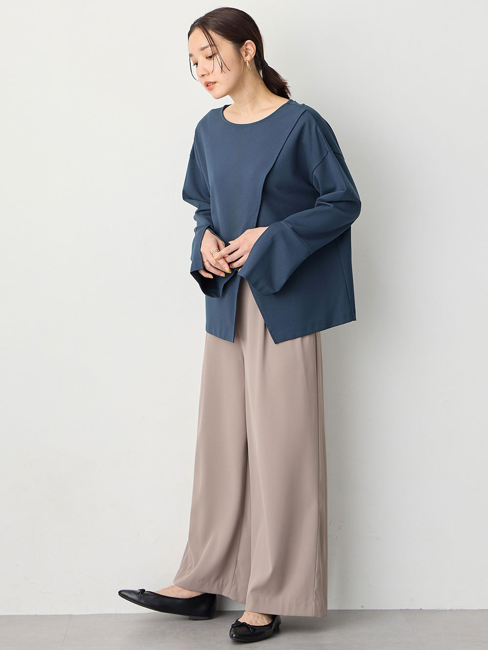 マタニティ トップス|クロススリットベルスリーブプルオーバー マタニティ・授乳服【出産後も長く使える】|ブルー