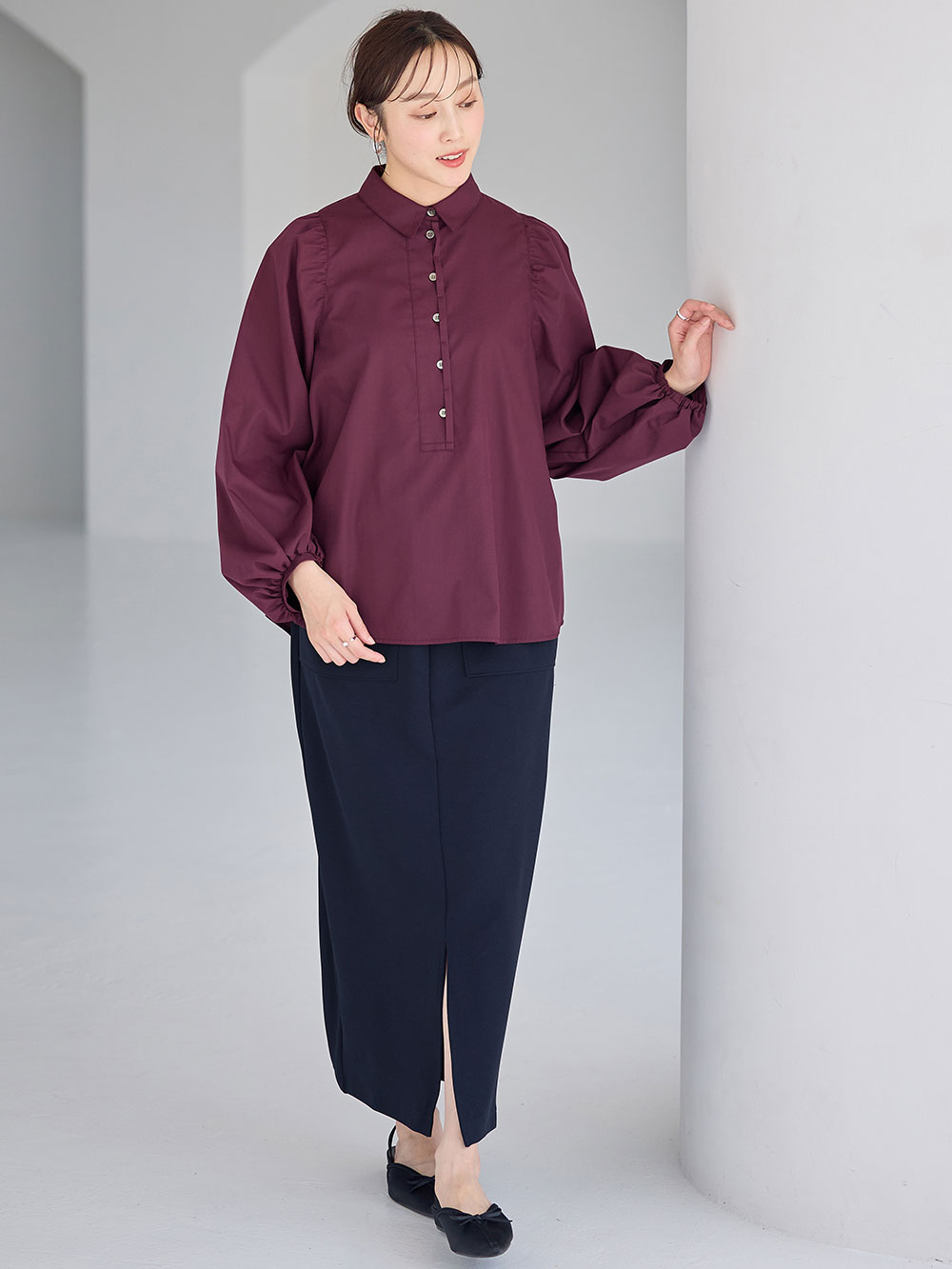 マタニティ トップス|ショルダーギャザーブラウス マタニティ・授乳服【出産後も長く使える】|ボルドー