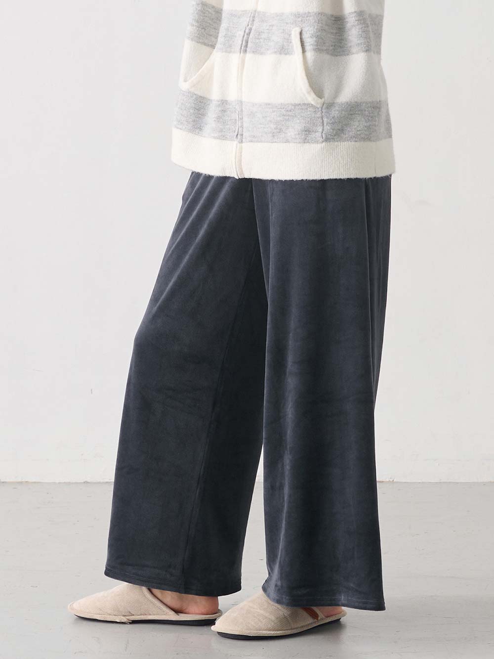 マタニティ パンツ|ストレッチベロアワイドパンツ・ルームウェア  fairy（フェアリー）マタニティ・産後 【出産後も長く使える】|ネイビー