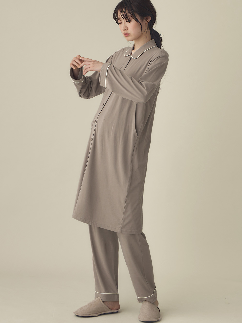 マタニティ パジャマ・ルームウェア|とろみらくちんパジャマ(サイドスリット開き) マタニティ・産後 【出産後も長く使える】|モカ