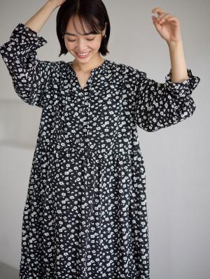 マタニティ ワンピース|裾ティアードワンピース（花柄・無地）　マタニティ・授乳服【出産後も長く使える】|ブラック花柄