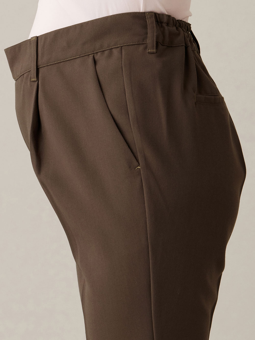 マタニティ パンツ|バックギャザーフレアパンツ マタニティ・産後【出産後も長く使える】