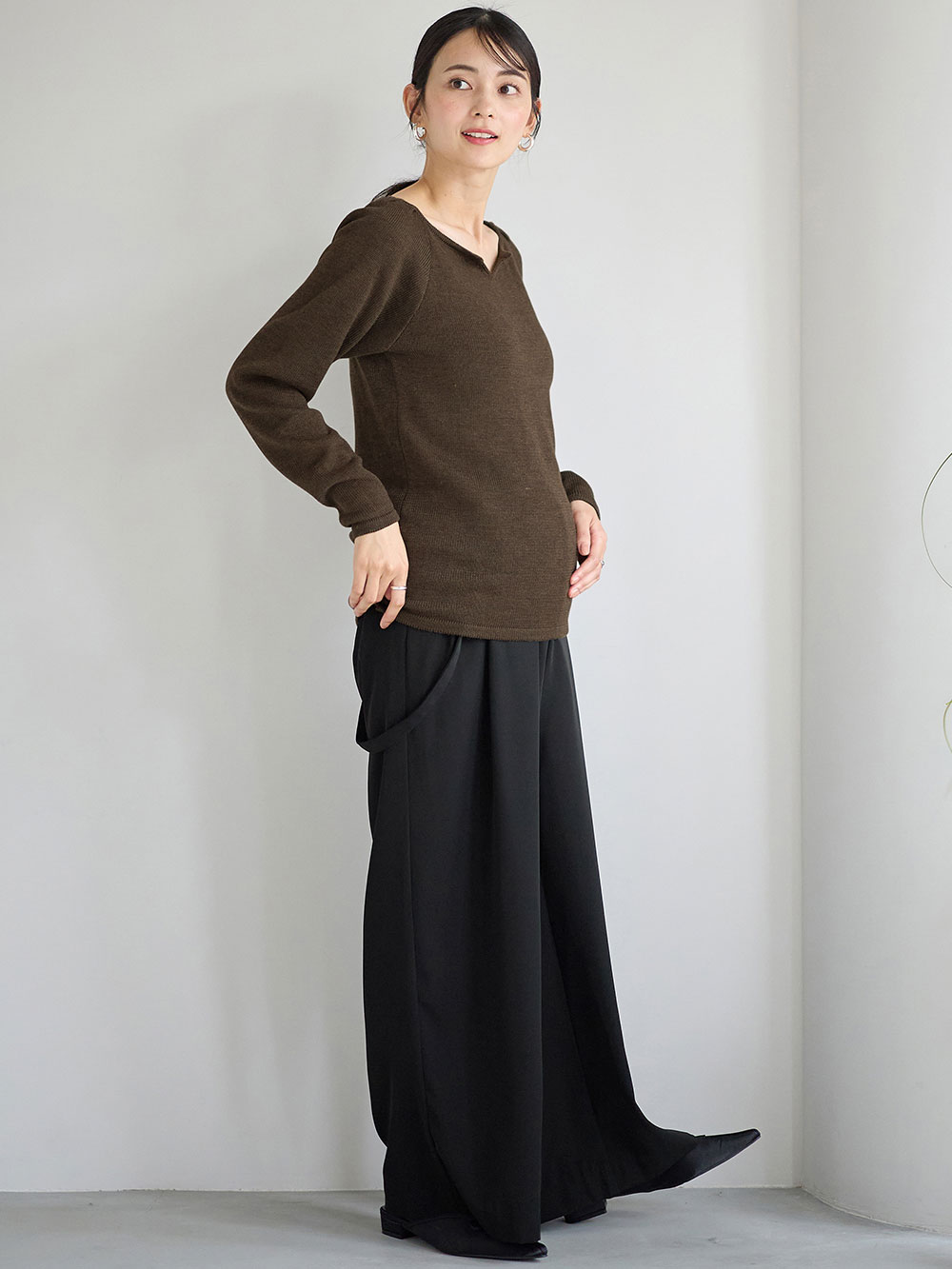 マタニティ パンツ|サスペンダー付きワイドパンツ　マタニティ・産後【出産後も長く使える】|ブラック