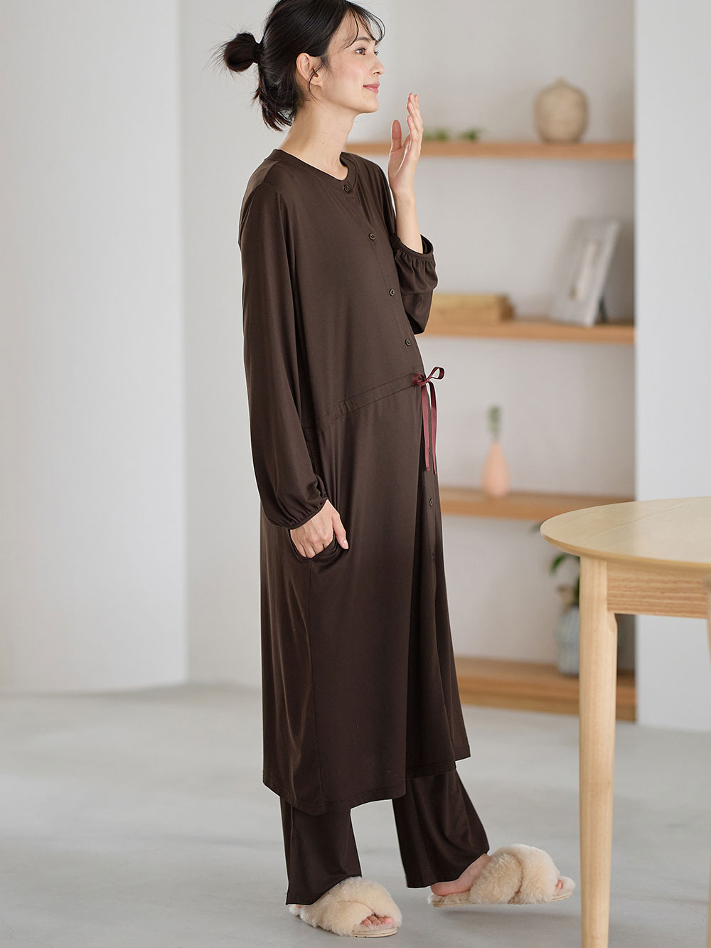 マタニティ パジャマ・ルームウェア|しっとり感触ウエスト切替ワンピース＆産後も使えるパンツパジャマ　マタニティ・授乳パジャマ【出産後も長く使える】|ブラウン