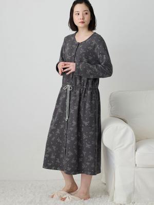 マタニティ パジャマ・ルームウェア|ワッフルフェイス裏起毛花柄ネグリジェ　マタニティ・産後授乳服【出産後も長く使える】Rosemadame（ローズマダム）|チャコール