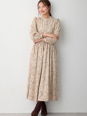 マタニティ ワンピース|バンドカラーウエストシャーリング パターンワンピース　マタニティ・産後授乳服【出産後も長く使える】|ベージュ