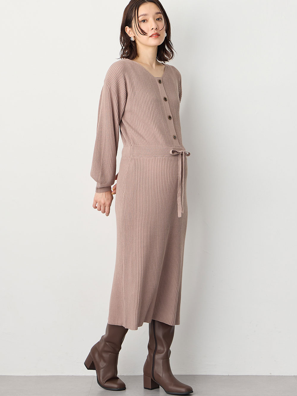 マタニティ ワンピース|フロントボタンリブニットワンピース　マタニティ・産後授乳服【出産後も長く使える】Rosemadame（ローズマダム）|ベージュ