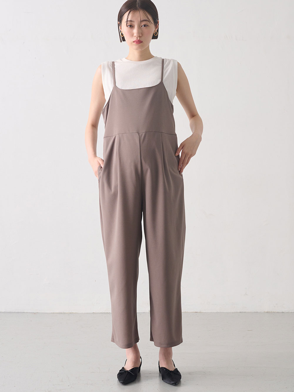 マタニティ パンツ|ジョーゼット風カットソーサロペット　マタニティ・産後【出産後も長く使える】Rosemadame（ローズマダム）|モカ