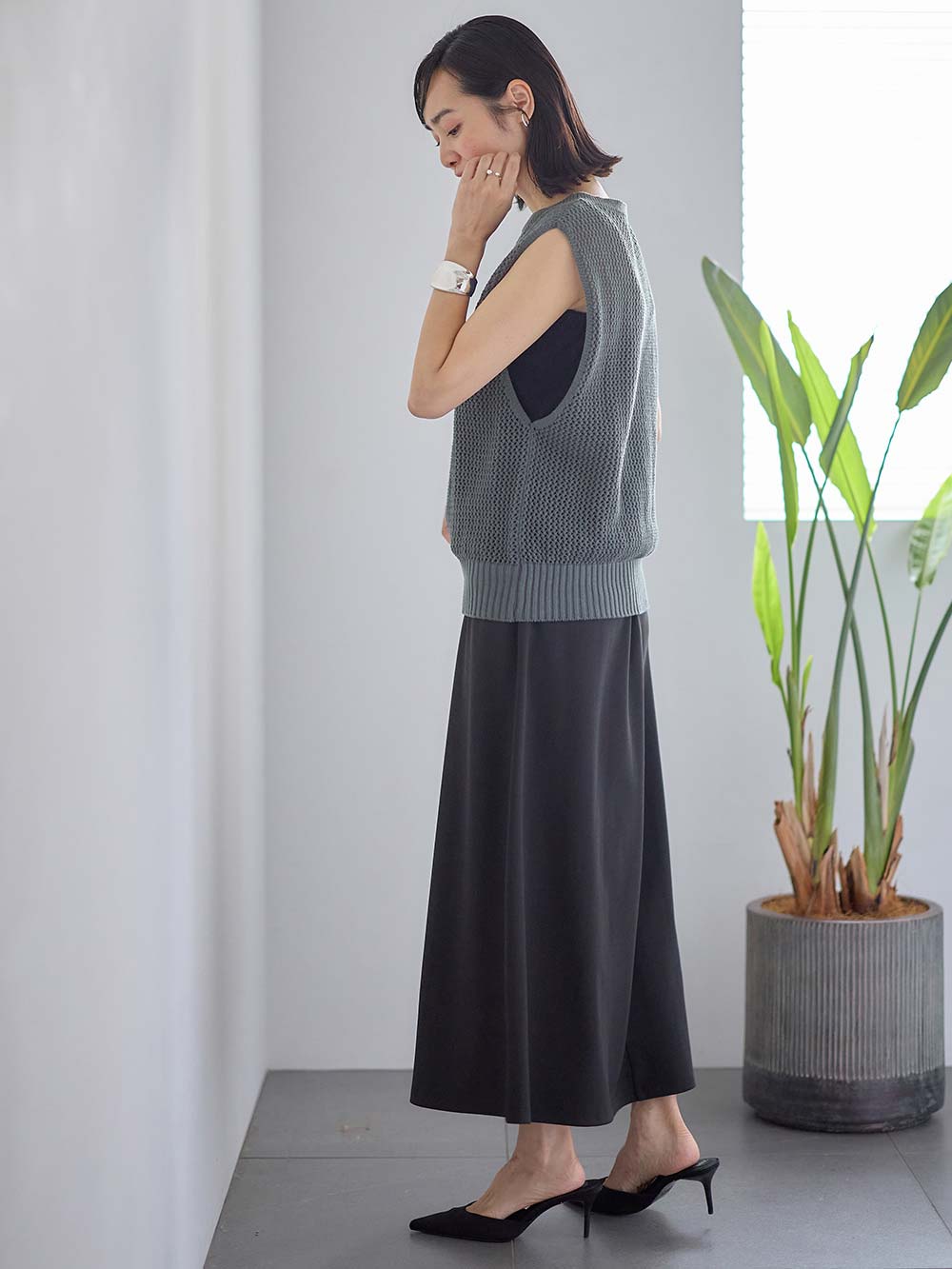 マタニティ トップス|コットンノースリーブ重ね着風ニット マタニティ・授乳服 【出産後も長く使える】|グレイッシュブルー