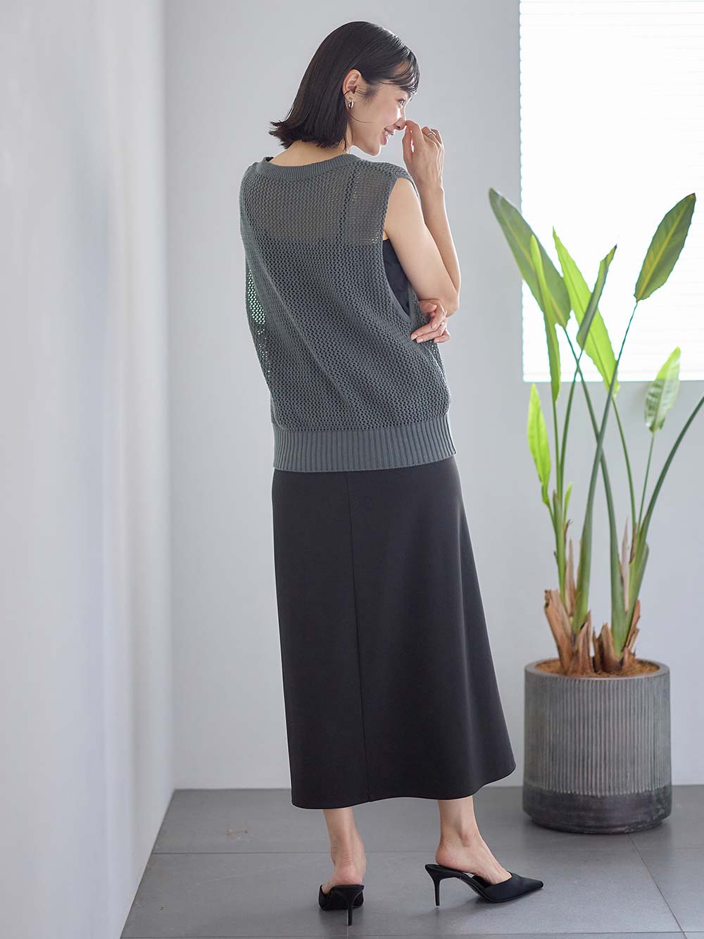 マタニティ トップス|コットンノースリーブ重ね着風ニット マタニティ・授乳服 【出産後も長く使える】|グレイッシュブルー