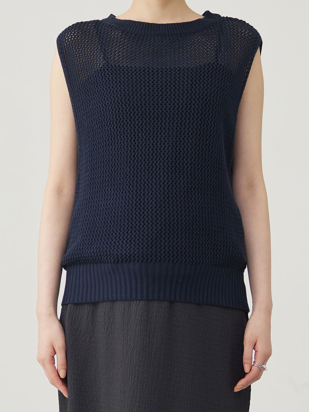 マタニティ トップス|コットンノースリーブ重ね着風ニット マタニティ・授乳服 【出産後も長く使える】