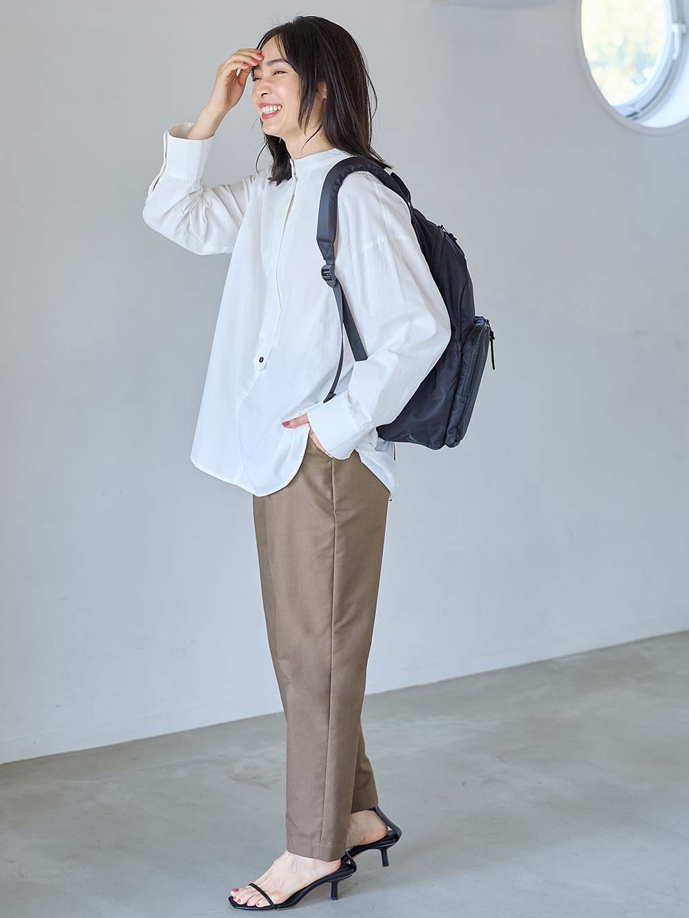 マタニティ パンツ|ストレートパンツ マタニティ・産後【出産後も長く使える】|グレージュ