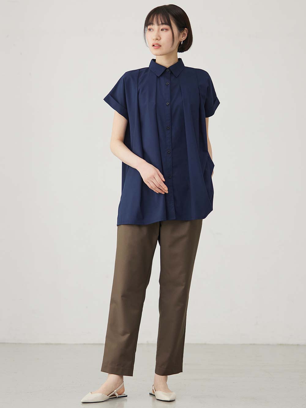 マタニティ パンツ|ストレートパンツ マタニティ・産後【出産後も長く使える】|カーキ