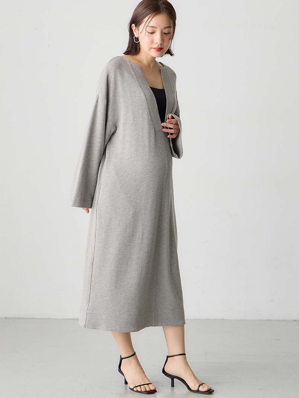 マタニティ ワンピース|深Vネックスリットカットソーワンピース マタニティ・授乳服 【出産後も長く使える】|グレー