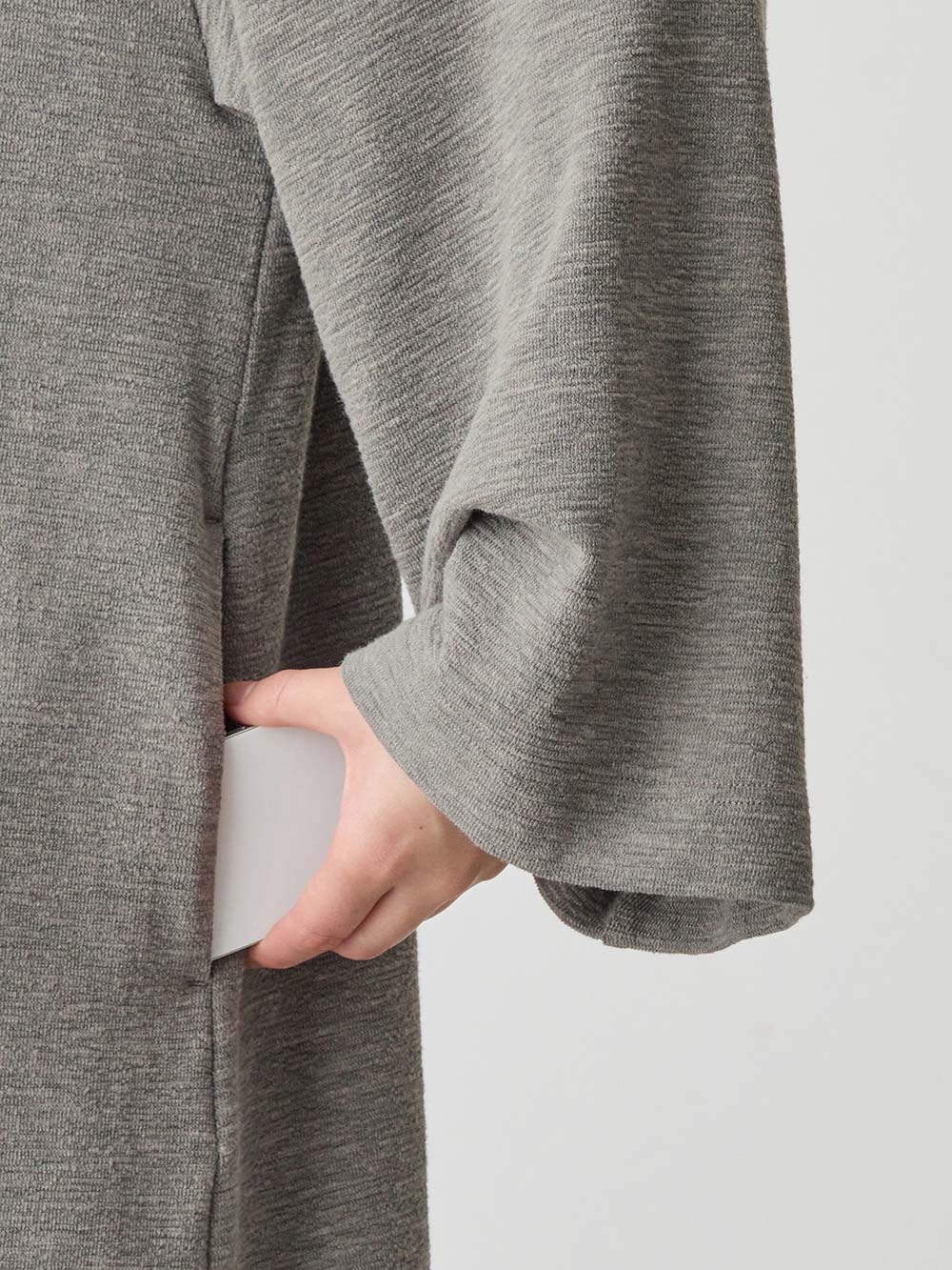 マタニティ ワンピース|深Vネックスリットカットソーワンピース マタニティ・授乳服 【出産後も長く使える】