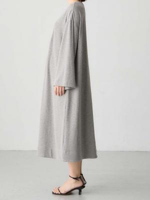 マタニティ ワンピース|深Vネックスリットカットソーワンピース マタニティ・授乳服 【出産後も長く使える】