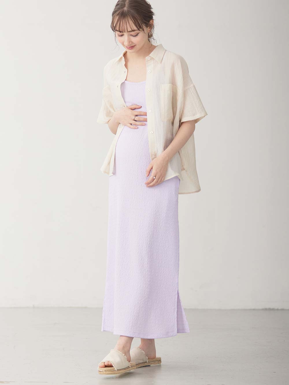 マタニティ ワンピース|【セット】シアーシャツ×授乳がらくちんなキャミワンピース　マタニティ・授乳服【出産後も長く使える】Rosemadame（ローズマダム）|アイボリー×ラベンダー