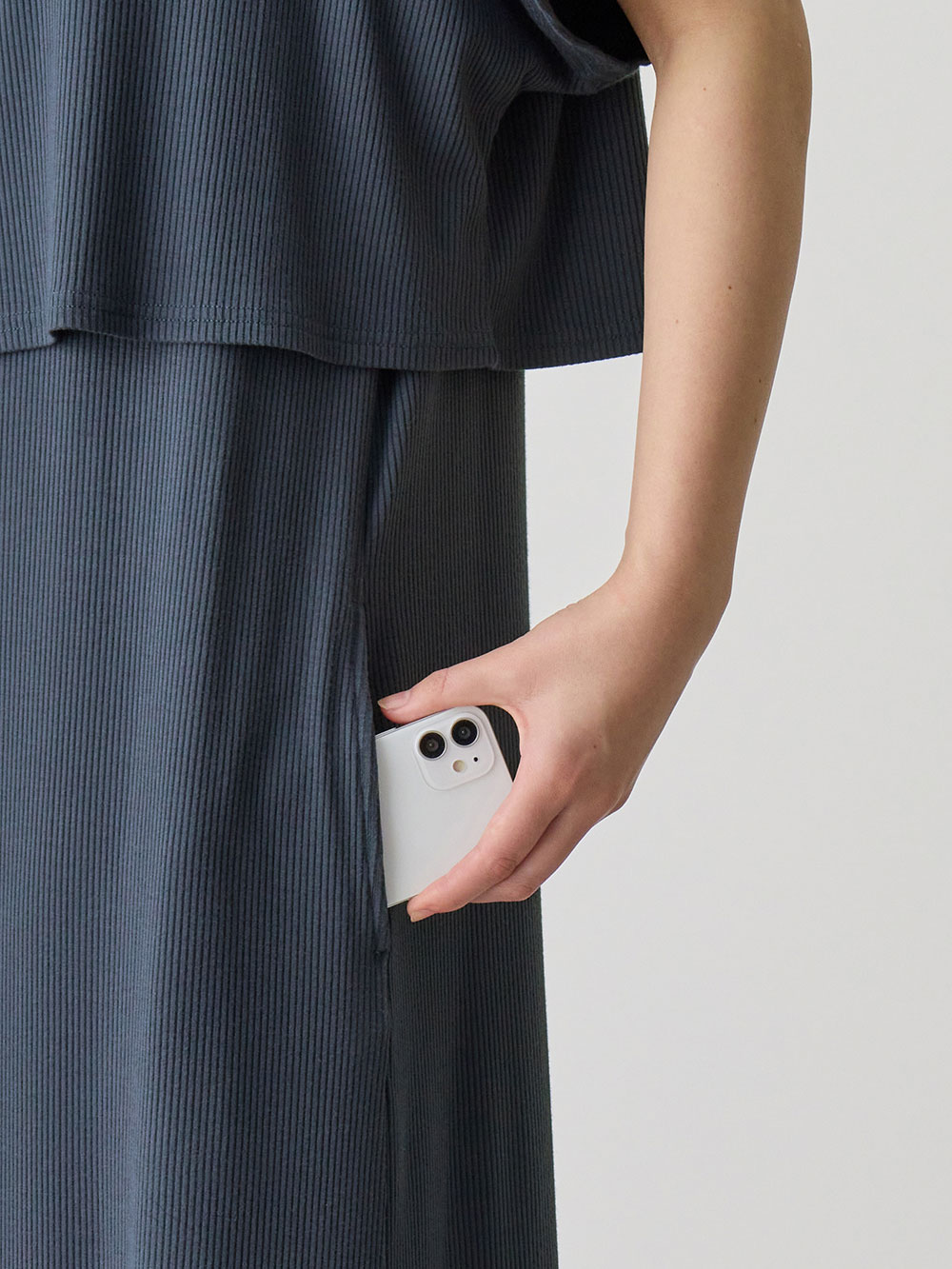 マタニティ ワンピース|【セット】冷感リブ　キャミワンピ＆クロップドトップス　マタニティ・授乳服【出産後も長く使える】fairy（フェアリー）