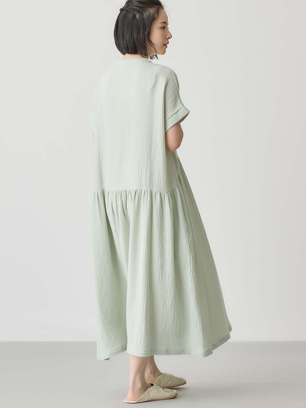 マタニティ パジャマ・ルームウェア|綿100%ポコポコガーゼ半袖ギャザーワンピースネグリジェ　マタニティ・授乳パジャマ【出産後も長く使える】fairy（フェアリー）|モスグリーン