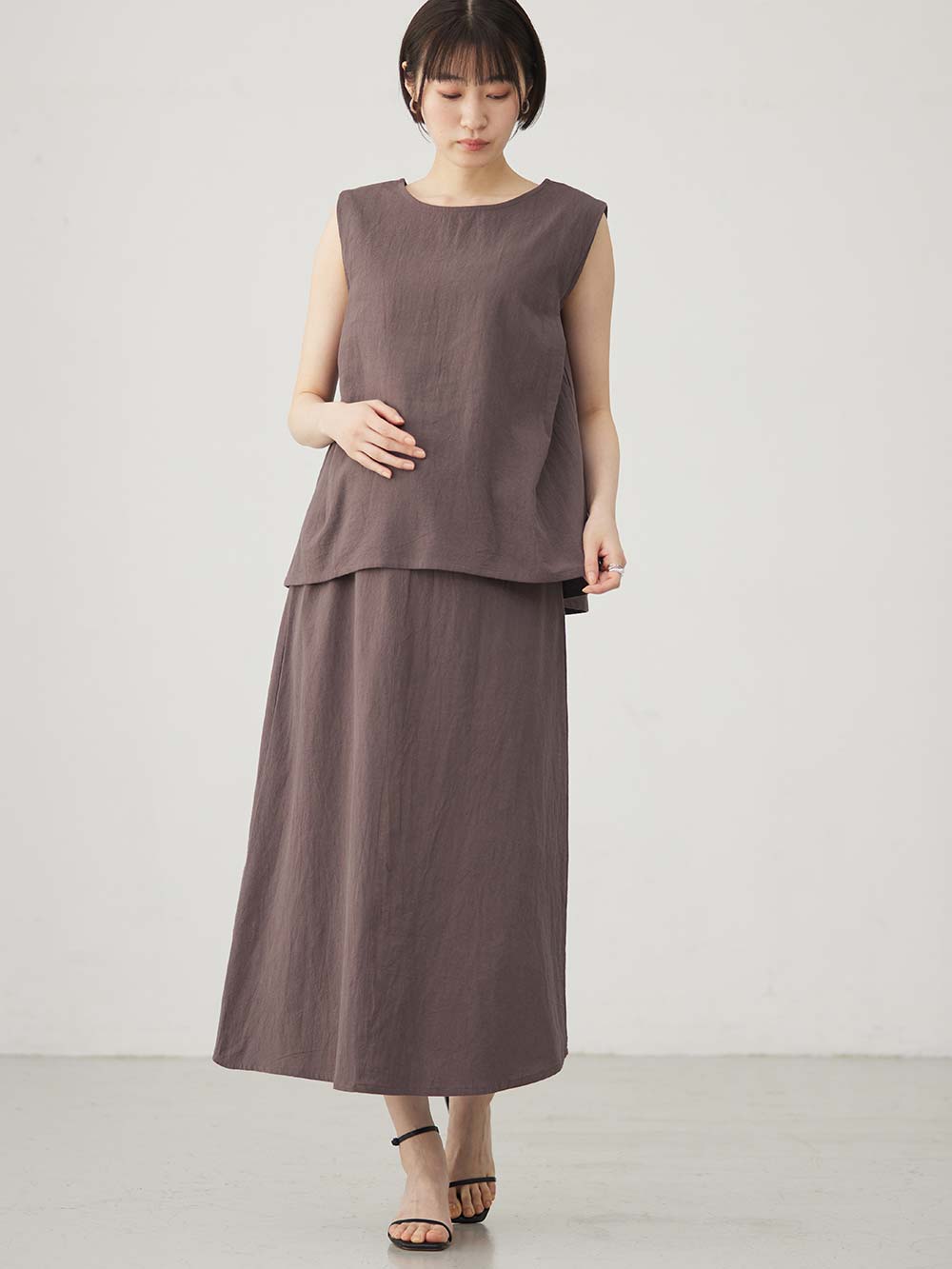 マタニティ ワンピース|【セット】リネンライクフレンチスリーブトップス&セミフレアスカートセットアップ マタニティ・授乳服【出産後も長く着られる】|モカ
