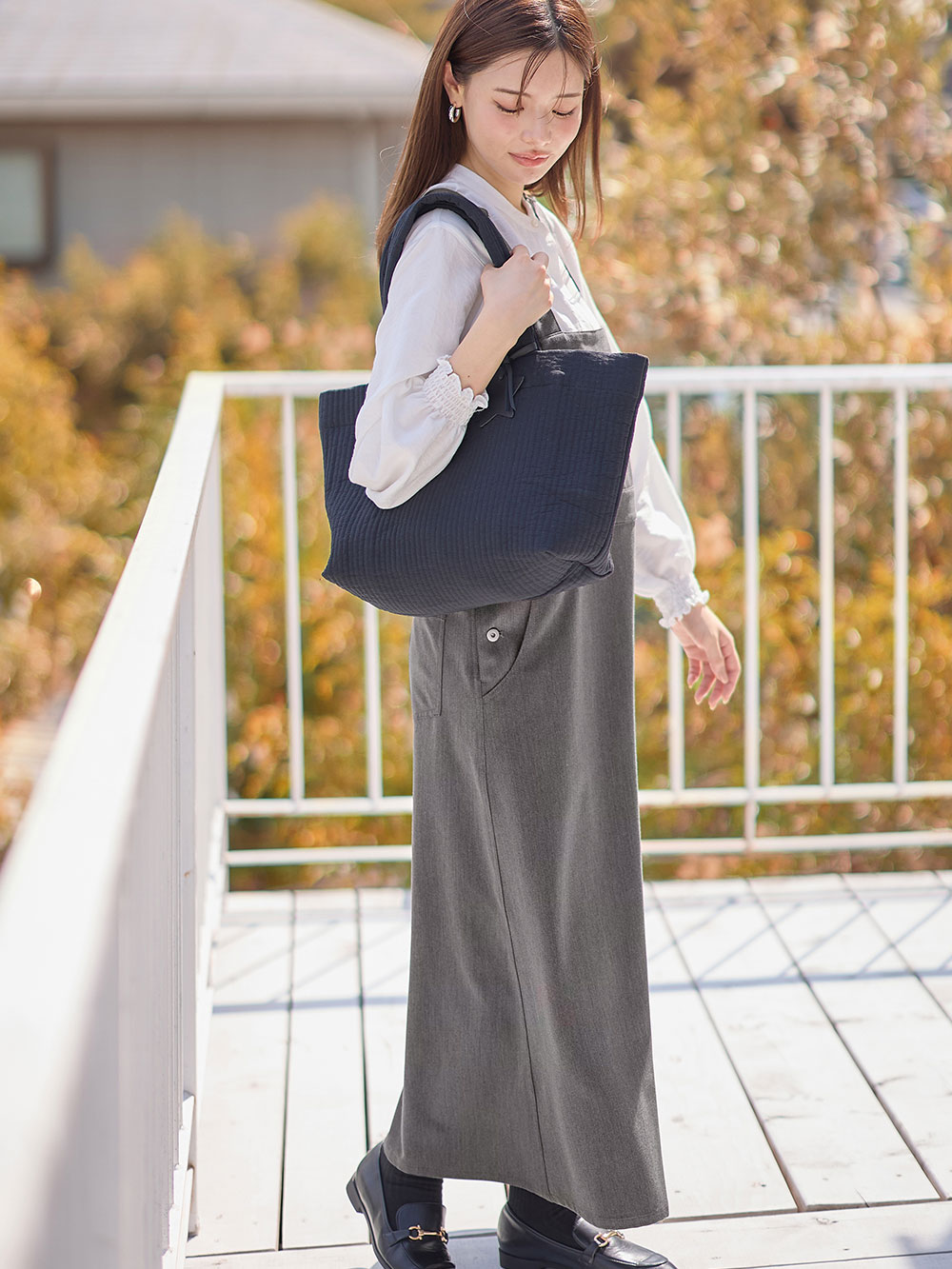 マタニティ ワンピース|Aラインジャンパースカート(Wアジャスター付)　マタニティ・授乳服【出産後も長く着られる】|チャコールグレー