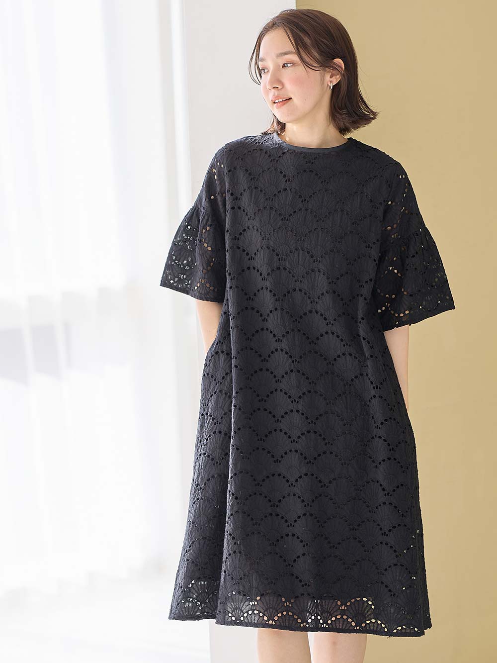 マタニティ ワンピース|カットワークレース半袖ワンピース マタニティ・授乳服【出産後も長く着られる】|ブラック