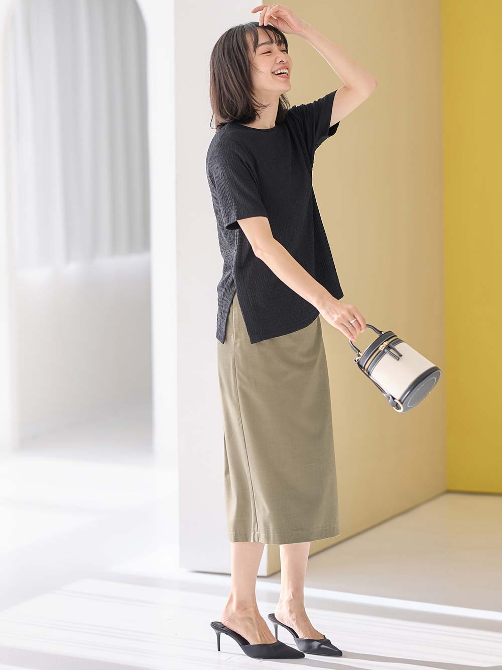 マタニティ トップス|サイドスリットぽこぽこジャガードトップス　マタニティ・授乳服【出産後も長く着られる】|ブラック