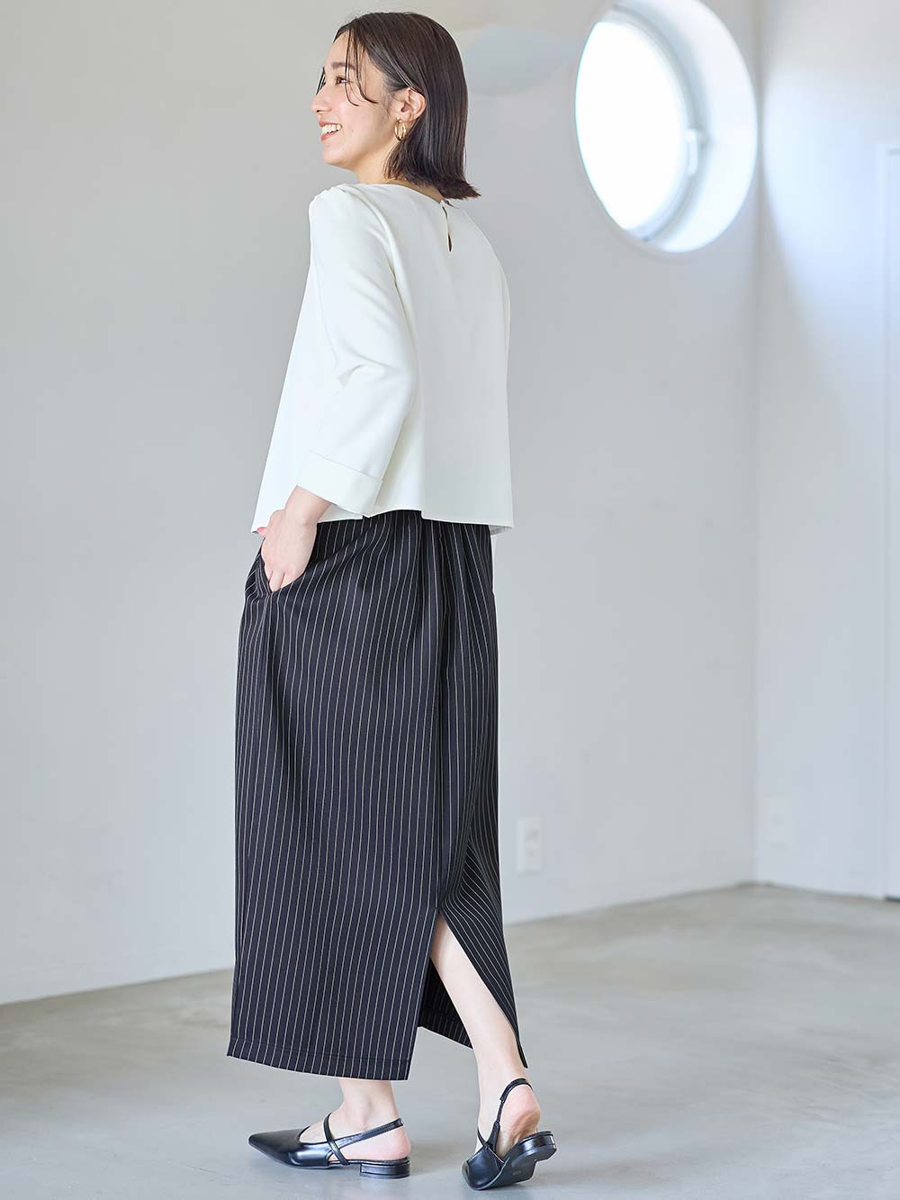 マタニティ スカート|ウエストギャザーIラインスカート(無地・ストライプ)　マタニティ・産後【産後も長く着られる】|ネイビー×オフストライプ
