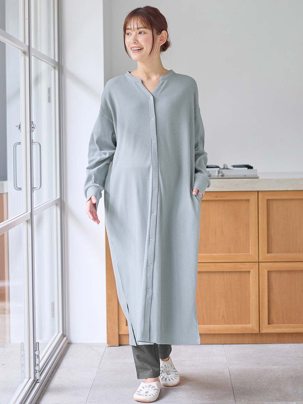 マタニティ パジャマ・ルームウェア|【助産院監修】【半袖・長袖】【ロング丈】ハイストレッチリブ前開きパジャマ　マタニティ・授乳パジャマ【出産後も長く使える】|グレイッシュブルー（長袖）