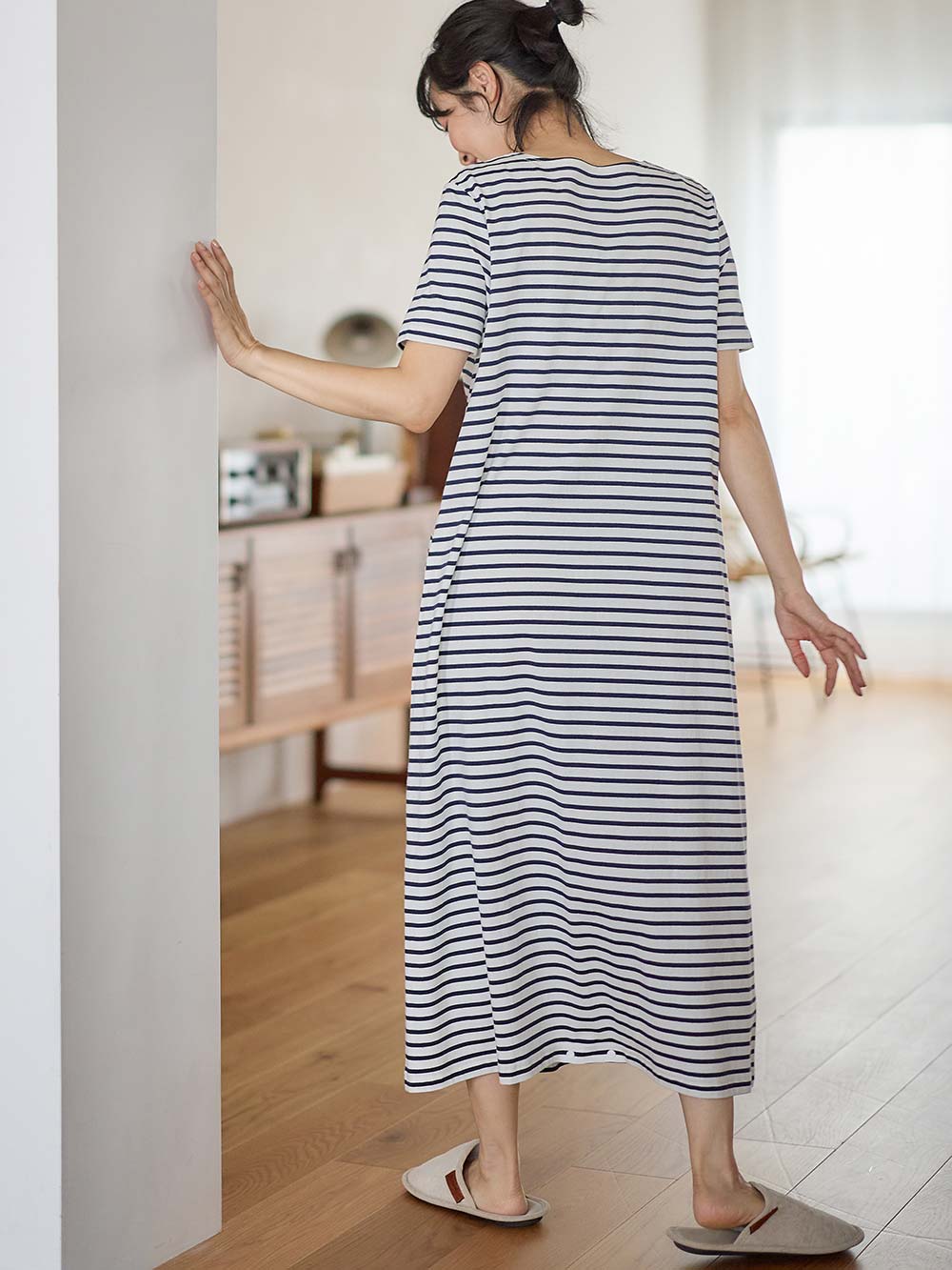マタニティ パジャマ・ルームウェア|【防汚加工】【長袖・半袖】【２WAY】綿100％前開きネグリジェ　マタニティ・授乳パジャマ【産後も長く着れる】|オフ×ネイビーボーダー(半袖)