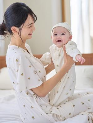 マタニティ パジャマ・ルームウェア|【親子コーデ可】星柄・オリーブ柄スムースカシュクールパット付半袖ネグリジェ【出産後も長く使える】