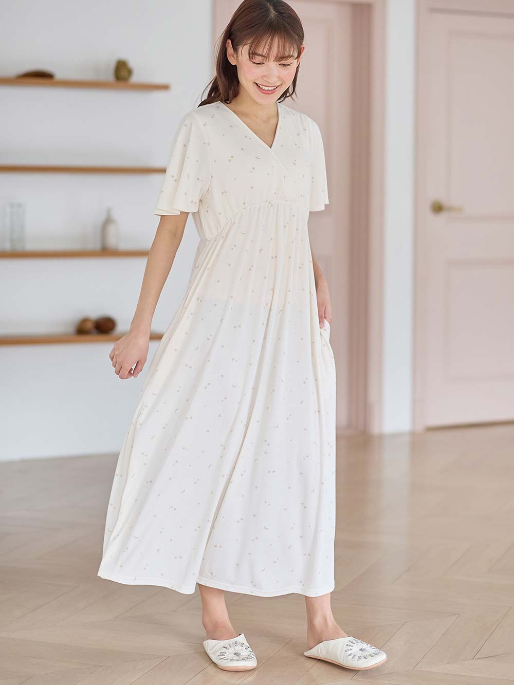 マタニティ パジャマ・ルームウェア|【親子コーデ可】星柄・オリーブ柄スムースカシュクールパット付半袖ネグリジェ【出産後も長く使える】|星柄