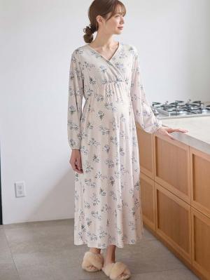 マタニティ パジャマ・ルームウェア|【親子コーデ可】花柄スムースカシュクールパッド付長袖ネグリジェ 【出産後も長く使える】|ペールピンク×プリント