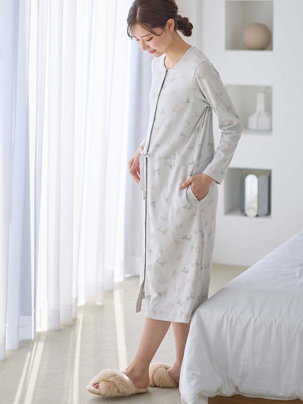 マタニティ パジャマ・ルームウェア|【親子コーデ可】リボン柄プリント２ＷＡＹパジャマ　マタニティ・授乳パジャマ【出産後も長く使える】|グレー