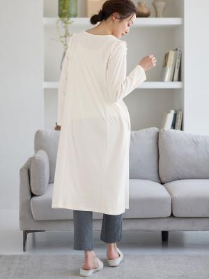 マタニティ パジャマ・ルームウェア|綿混やわらかスムースラッフルワンピース＆レギンスパジャマ　マタニティ・授乳パジャマ【出産後も長く使える】|オフ