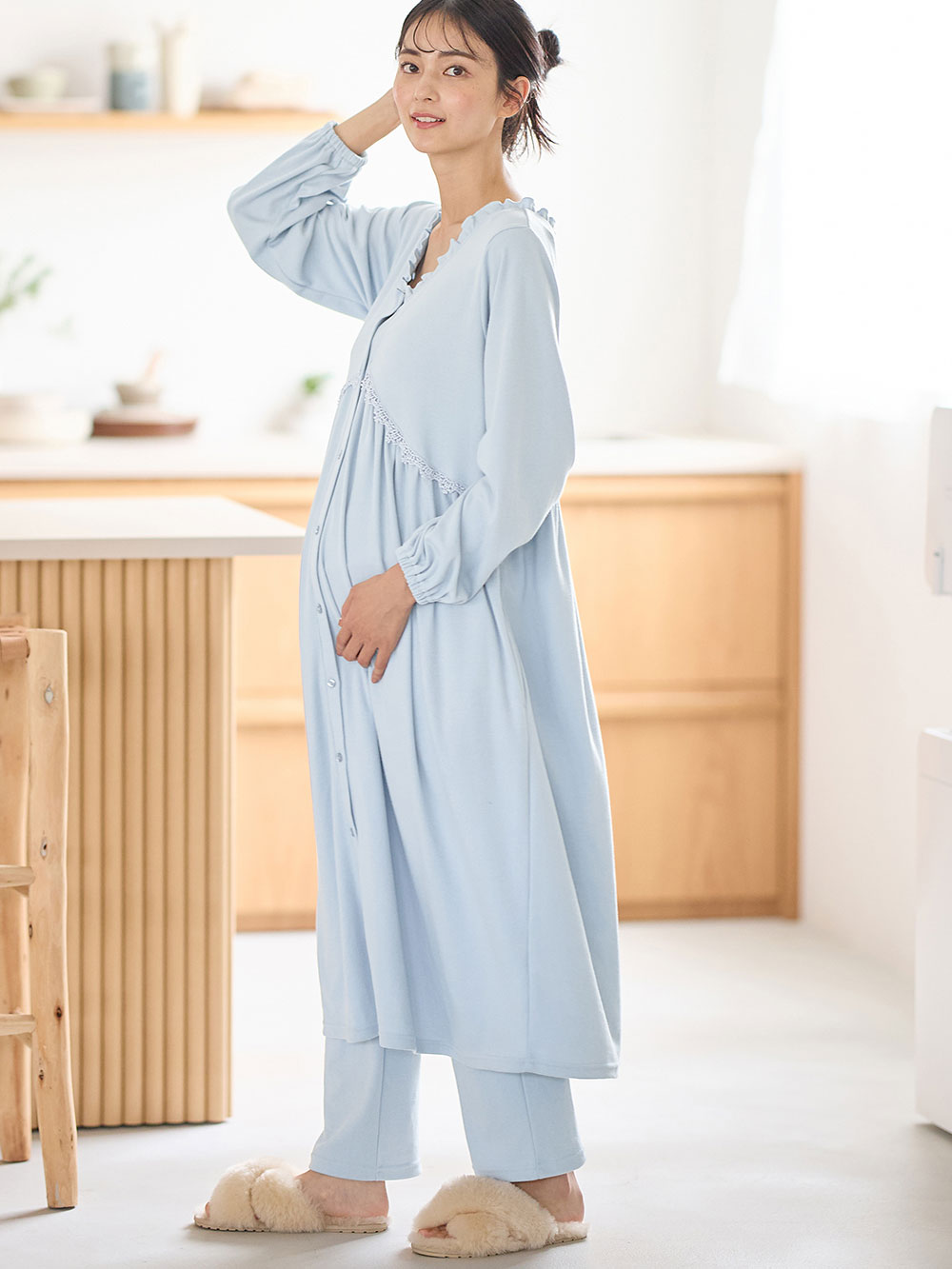 マタニティ パジャマ・ルームウェア|綿混やわらかスムース切替ギャザーパジャマ　マタニティ・授乳パジャマ【出産後も長く使える】|サックス