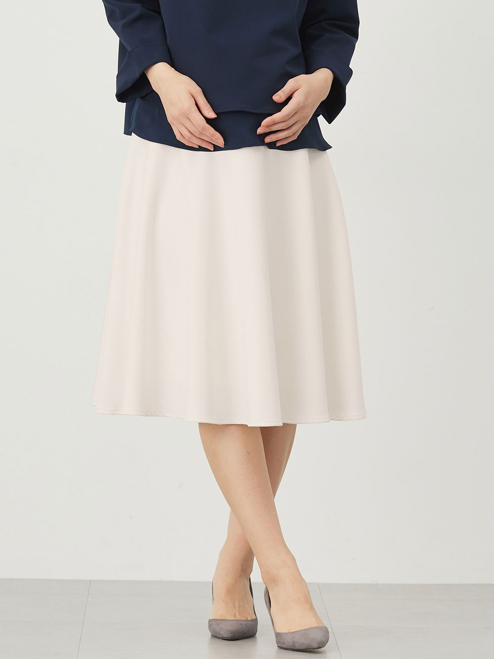 マタニティ スカート|ストレッチジョーゼットフレアスカート　マタニティ・産後【出産後も長く使える】|オフホワイト