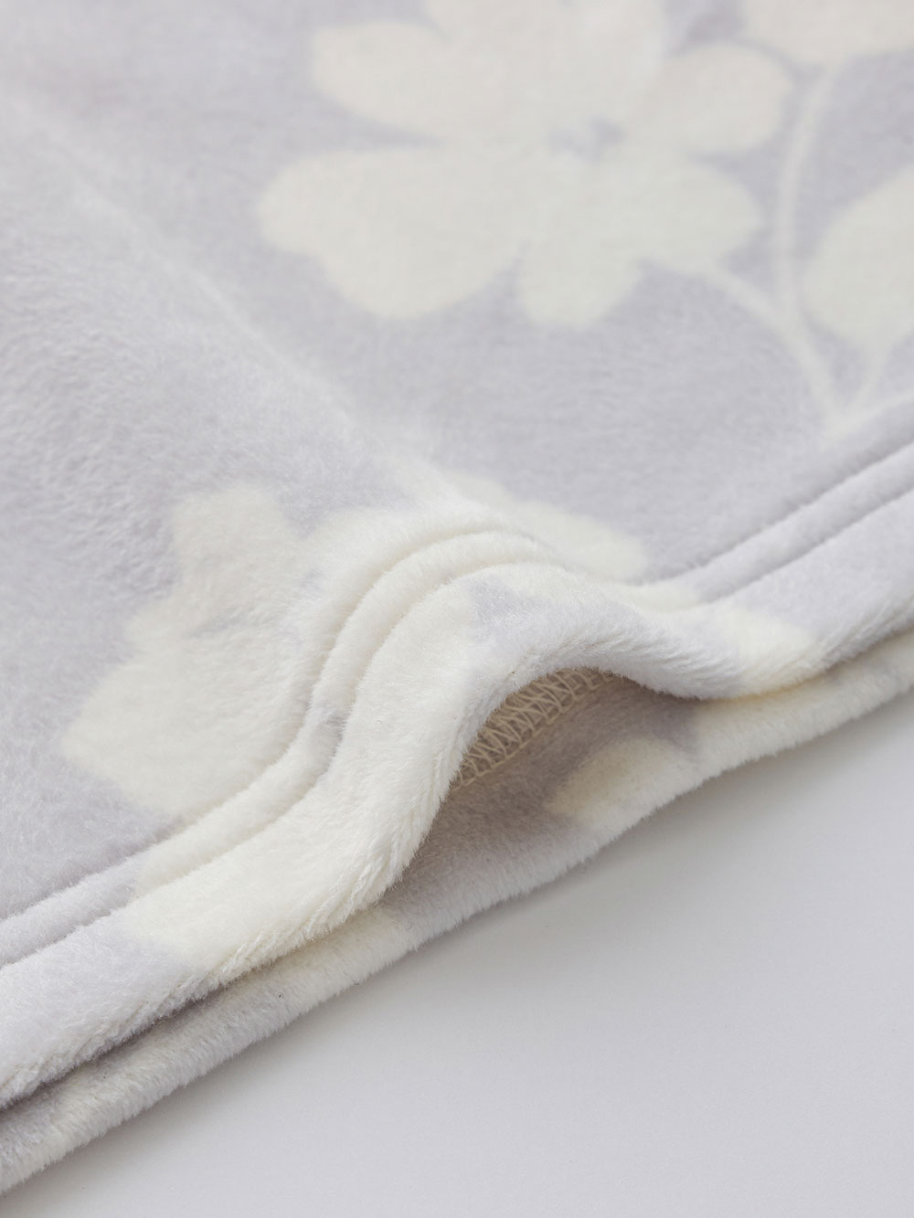 マタニティ パジャマ・ルームウェア|Rosemadame(ローズマダム)ストレッチベロア花柄ネグリジェ マタニティ・授乳パジャマ【産後まで長く使える】