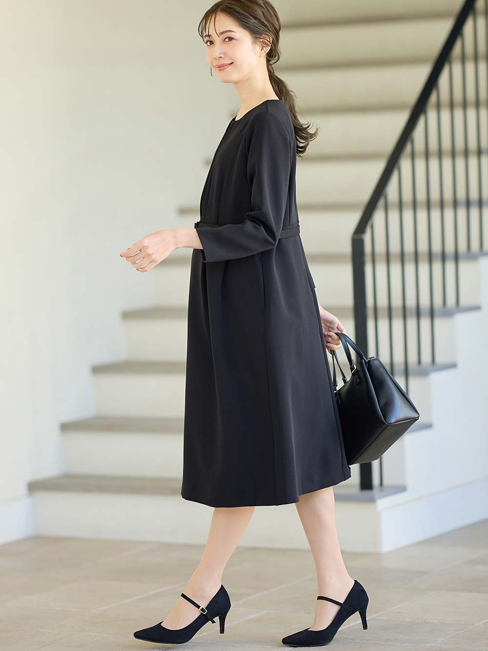 マタニティ ワンピース|ストレッチサイドタックフレアワンピース　マタニティ・授乳服【出産後も長く使える】|ブラック